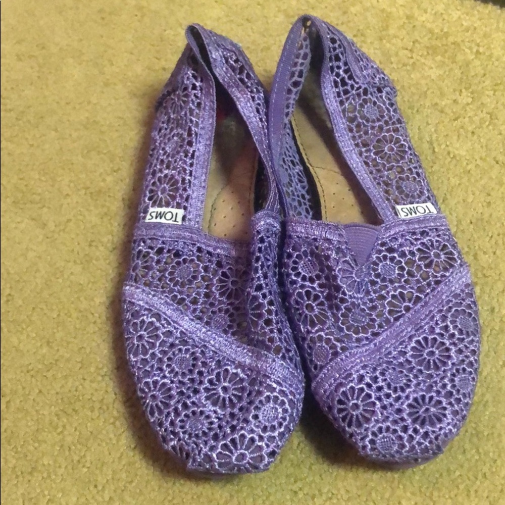 Toms - Picture 3 of 4